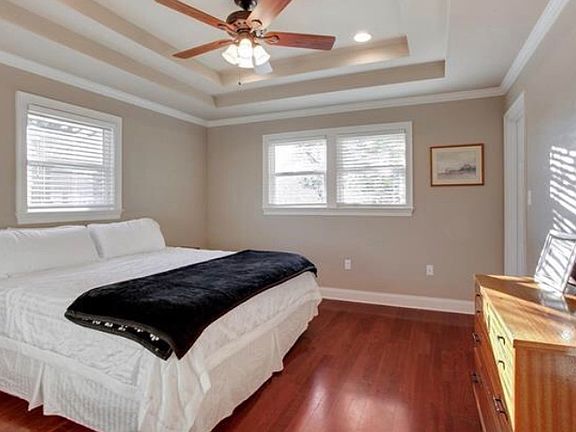 5th image of 7111 Memphis St