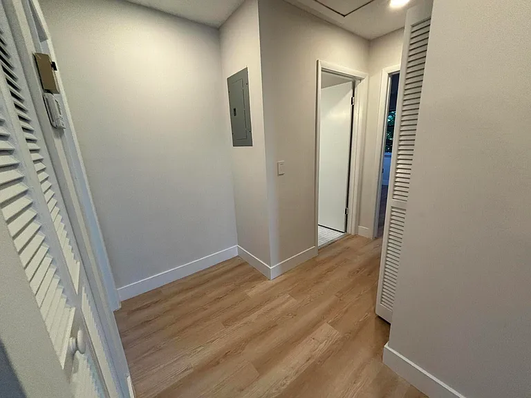 531 N J St #5 — Photo 7