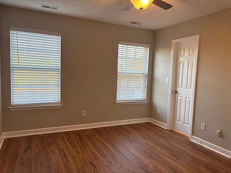 14104 Bernardy Ln — Photo 19