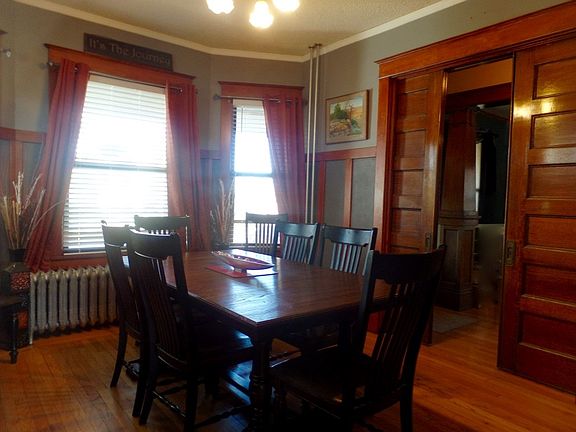 3rd image of 418 N Meade Ave