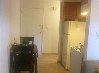 61-01 69th Pl, Flushing, NY 11379