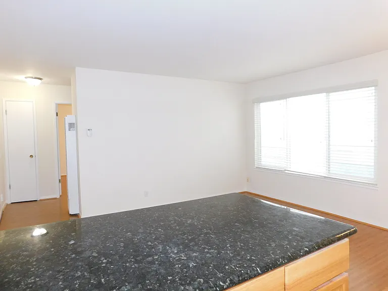 34 Belcher St #2 — Photo 5