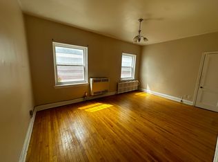 110 Gloucester St #STREET11-11, Ottawa, ON K2P0A2