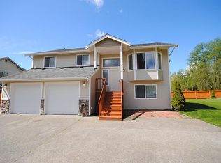 9824 Holly Dr, Everett, WA 98204