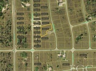 811 Dominion Ct, Lehigh Acres, FL 33974