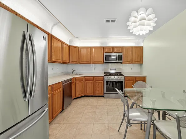 144 Cherry Street image 6 of 21