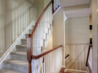 206 Edmonton Ct, Livingston, NJ 07039