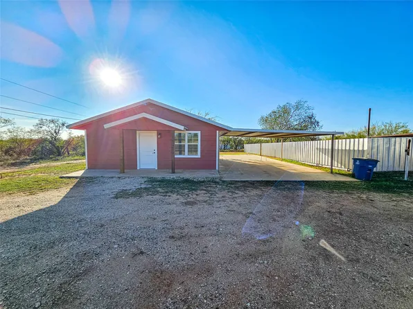 1618 Roberts St, Sweetwater, TX 79556