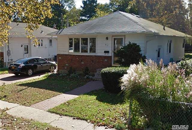 1st image of 617 4th Ave