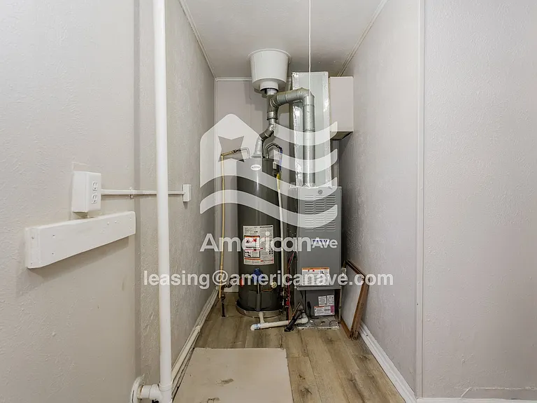 1793949_009_wm_-_laundry_room_13574663.jpg