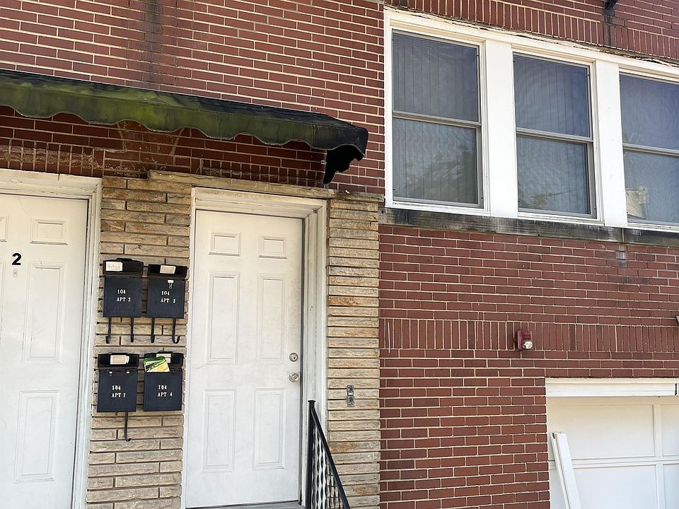 1st image of 104 Liberty St #3