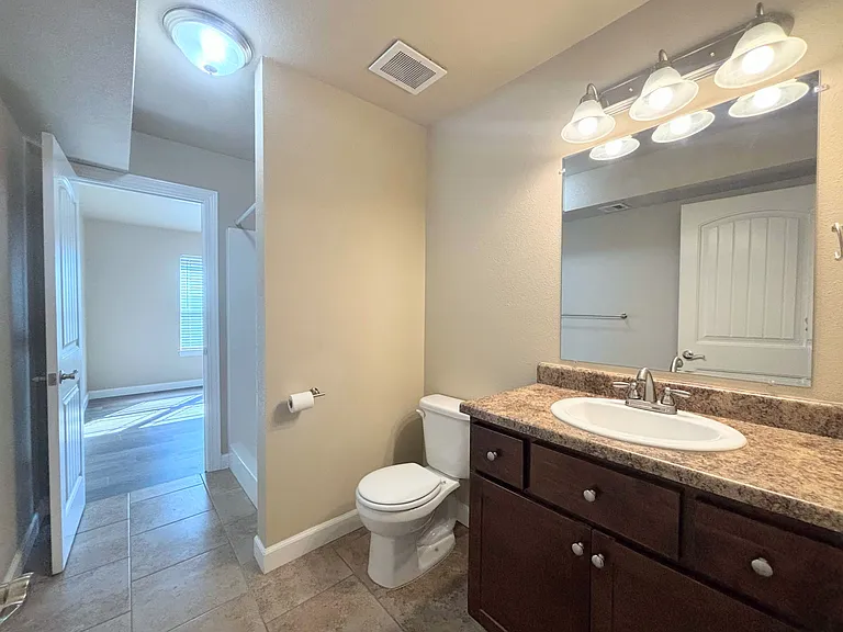 1411 Genesis Dr #2 — Photo 11