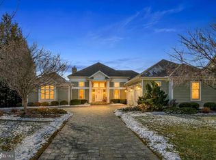 6732 Saint Annes Dr, Fayetteville, PA 17222