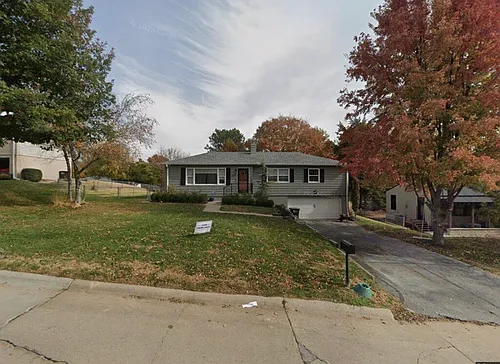 1625 S 95th St Photo 1