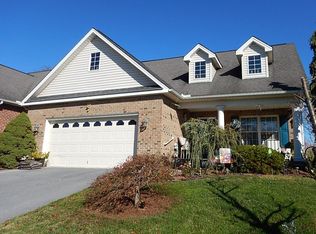 401 Hickory Grove Cir, Harrisonburg, VA 22801
