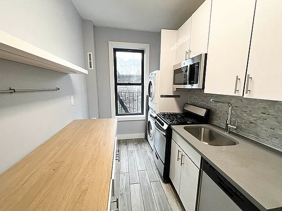 3rd image of 16 Menahan St #2B