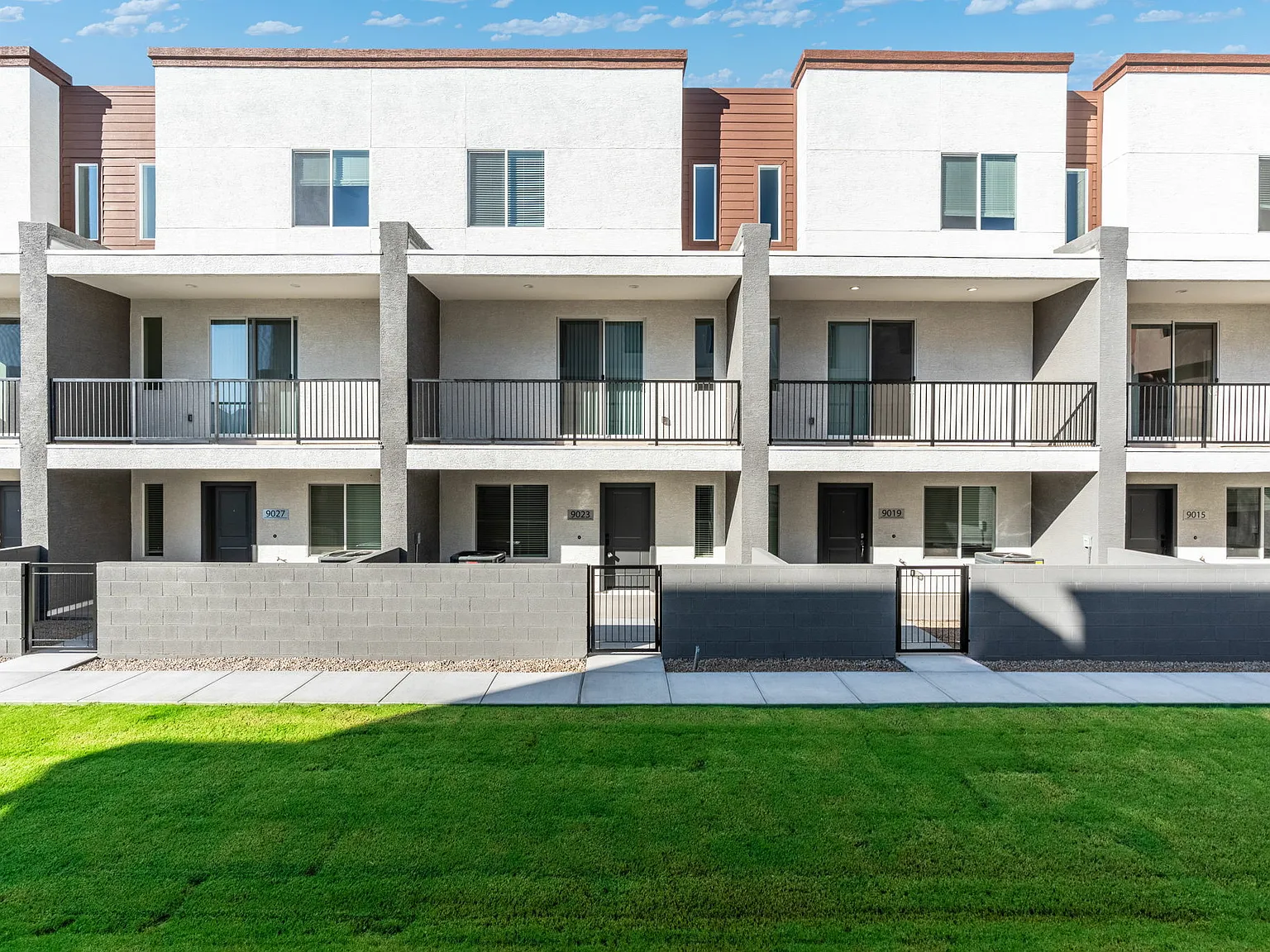 South Mountain Lofts — Photo 4