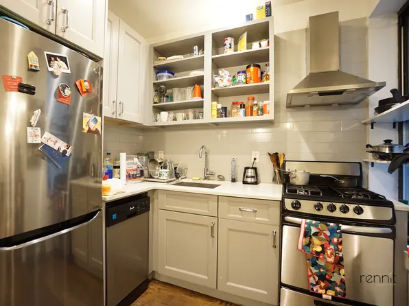 1689 Gates Avenue image 8 of 21