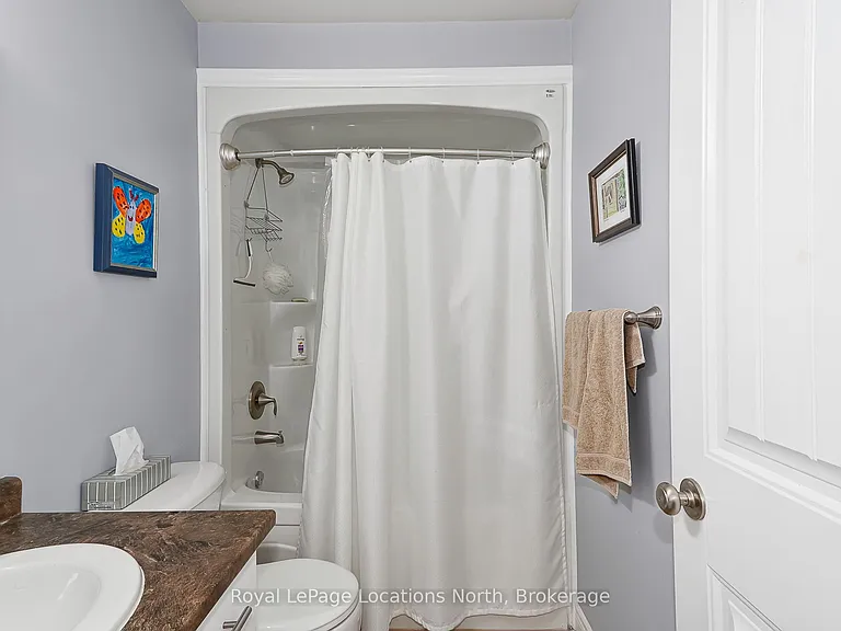 12 Silver Glen Blvd — Photo 38