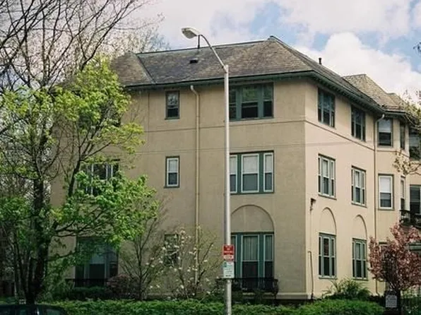 1619 Massachusetts Ave APT 26, Cambridge, MA 02138