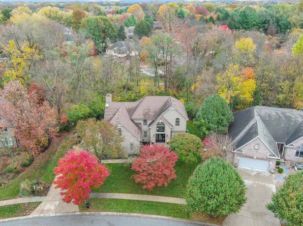467 Vanhoy Dr, Greenwood, IN 46142