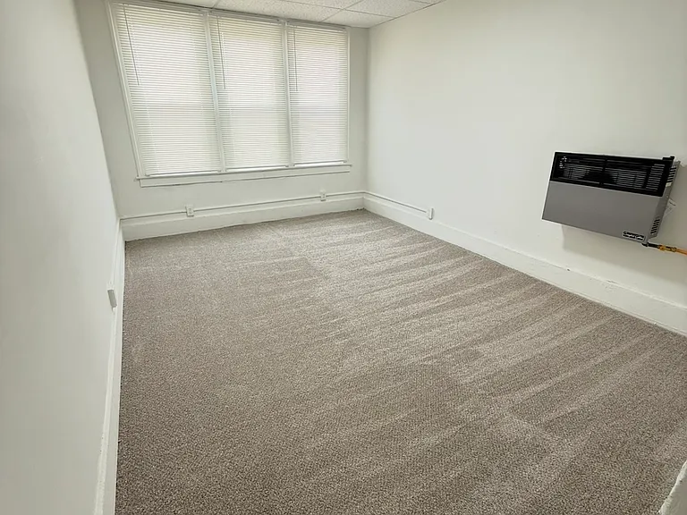 98 S Edith St #104 — Photo 1