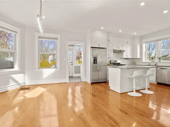 115 Coligni Avenue, New Rochelle, NY 10801