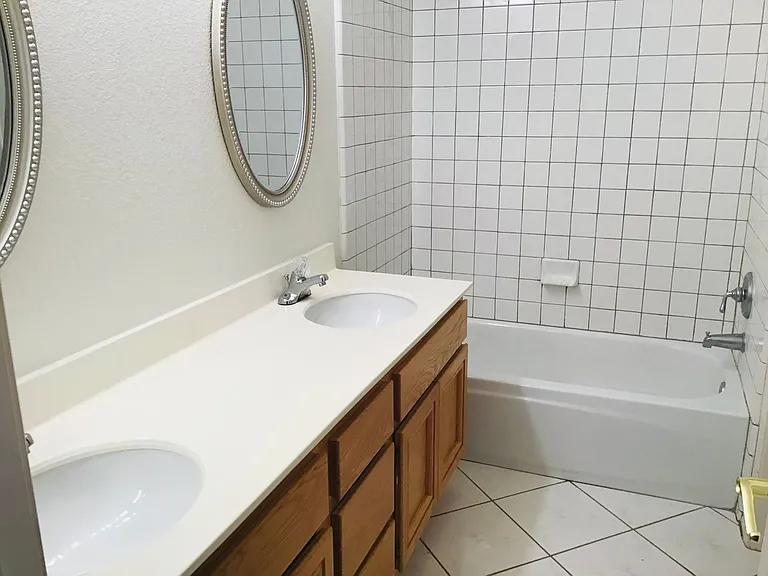 3193 Clarita Ct — Photo 10