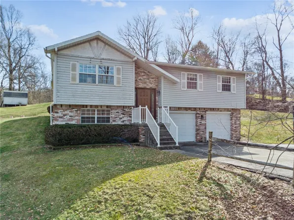 126 Wetzel Rd, Smock, PA 15480