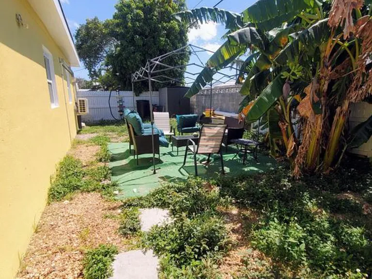 3612 Northside Dr #B — Photo 10