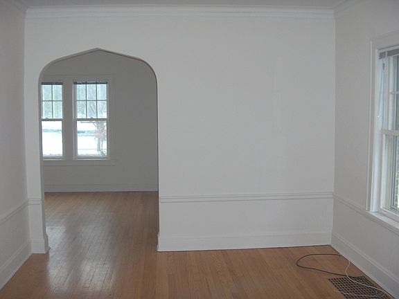 5th image of 2726 Central Park Ave