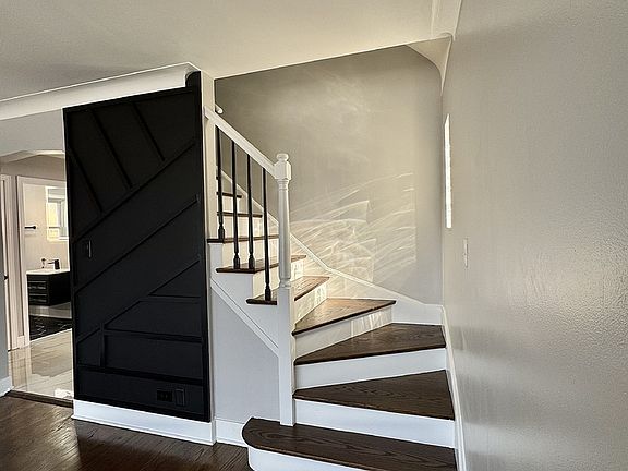 3rd image of 5519 S Nashville Ave