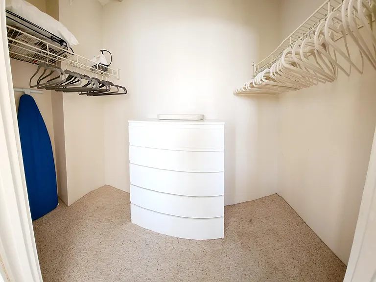 450 W 7th St #1104 — Photo 12