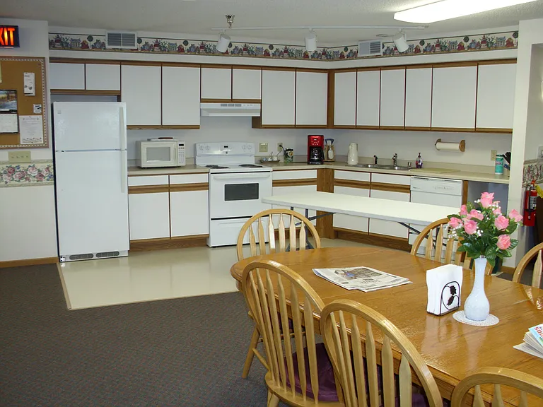 Stonefield Manor Senior Apartments — Photo 6