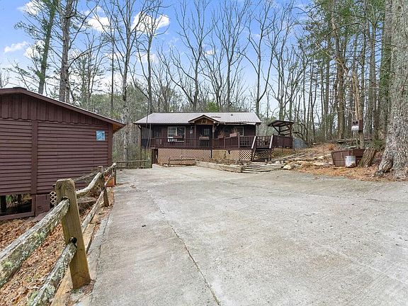 3rd image of 279 Cindy Cove Rd