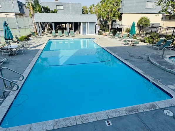 18550 Hatteras St Unit 115, Tarzana, CA 91356