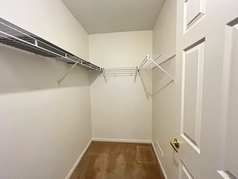 8000 W Badura Ave — Photo 4