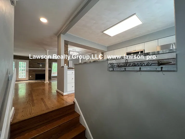 4715 Wembley Pl SW — Photo 7