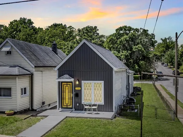 2301 Sulphur Ave, Saint Louis, MO 63139