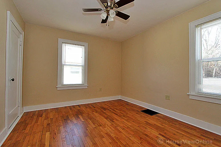 1102 N West End Blvd — Photo 12