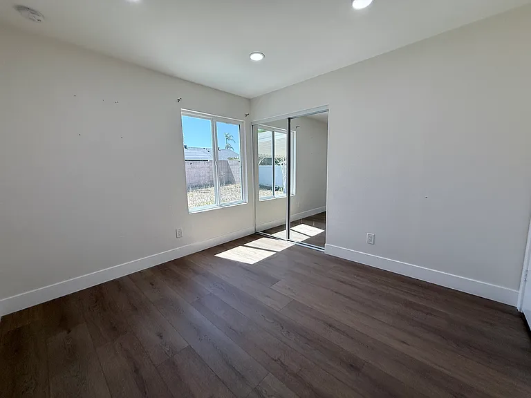 12650 Cypress Ave — Photo 11