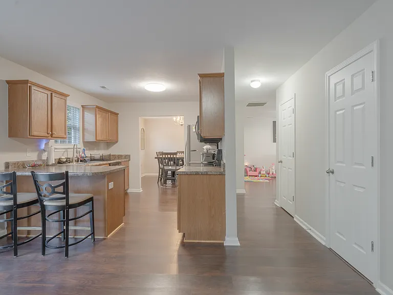 223 Stockbridge Dr — Photo 10