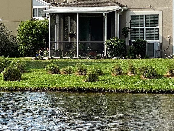 3rd image of 2596 River Landing Dr
