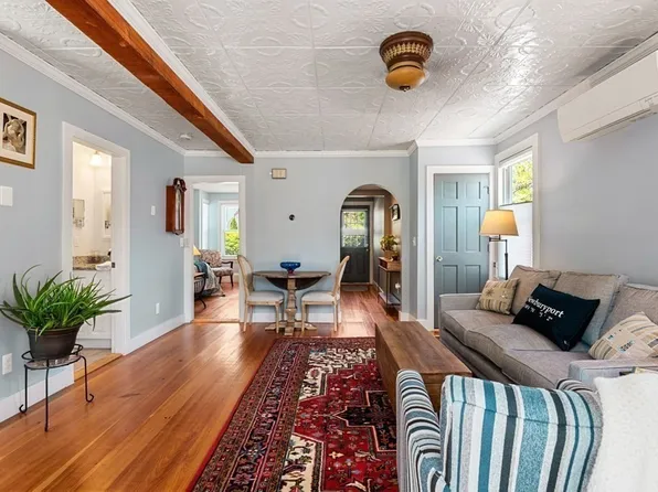 21 Carter St #1, Newburyport, MA 01950