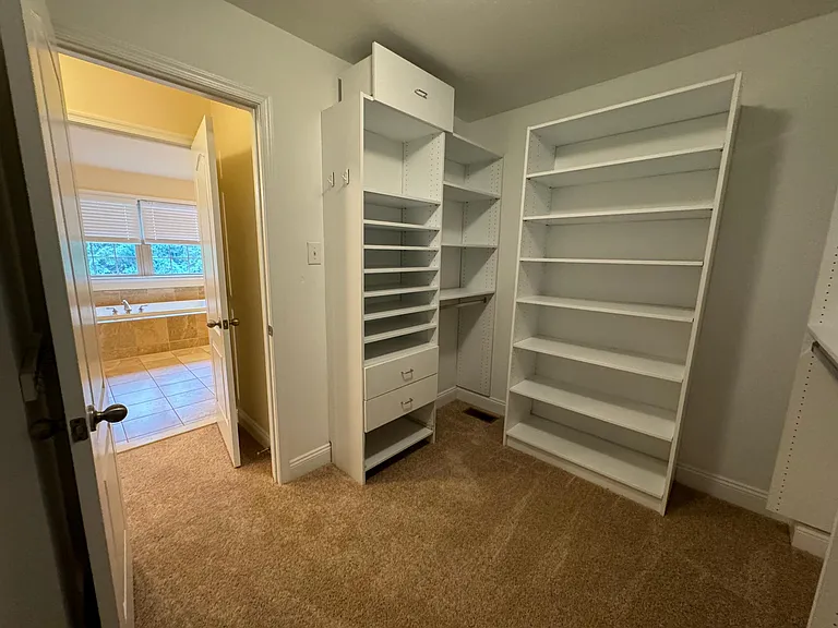 400 Barefield Ln — Photo 16