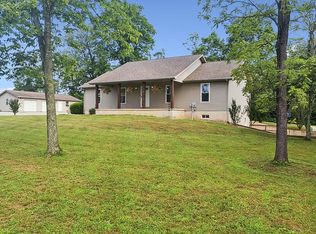 960 Ebrite Rd, West Union, OH 45693