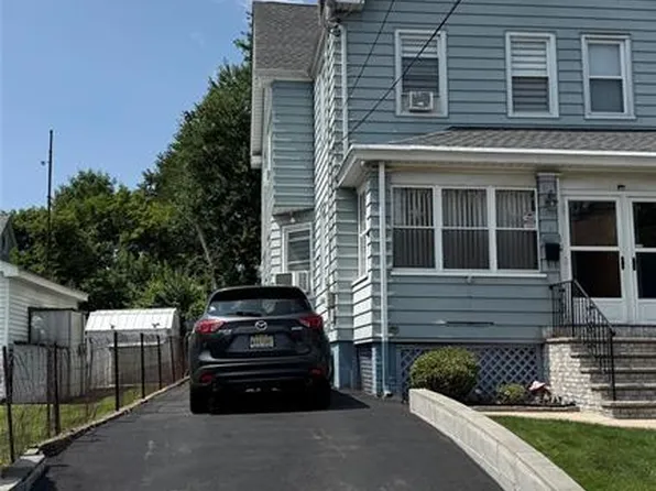 9 Guenther Pl, Passaic, NJ 07055