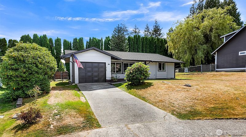 4th image of 6108 Juno Place
