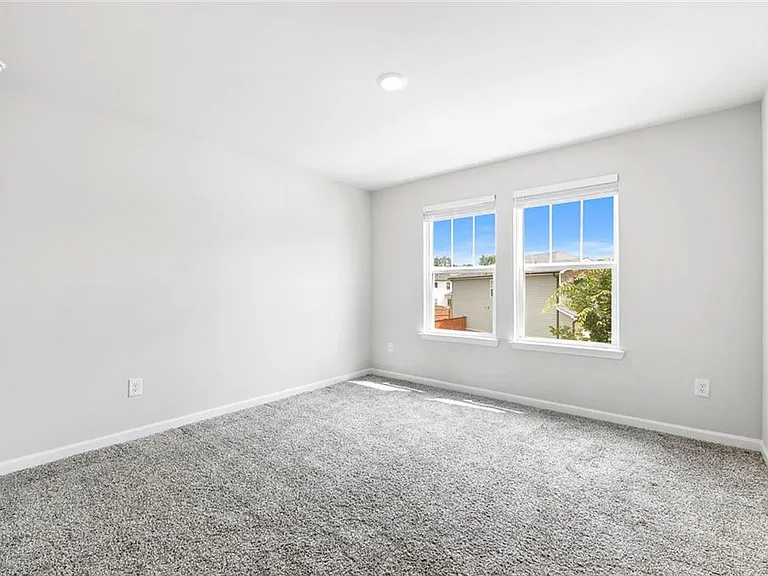 5021 Silver Canoe Way — Photo 35