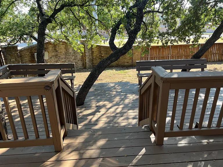 1400 Clear Creek Dr — Photo 15